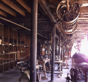 Tournerie-mayet-atelier-du-bois